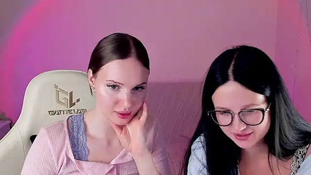 Snapshot of MishkaMe chatting on 02-09-26, 03:49 MishkaMe online show from 02-09-26, 03:49