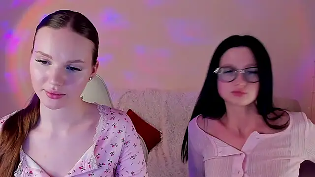 Snapshot of MishkaMe chatting on 02-18-26, 04:36 MishkaMe online show from 02-18-26, 04:36