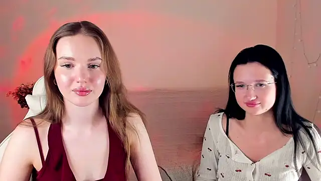 Snapshot of MishkaMe chatting on 03-16-26, 04:44 MishkaMe online show from 03-16-26, 04:44