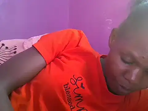 Snapshot of Cute_tamara chatting on 01-18-25, 02:12 Cute tamara online show from 01-18-25, 02:12