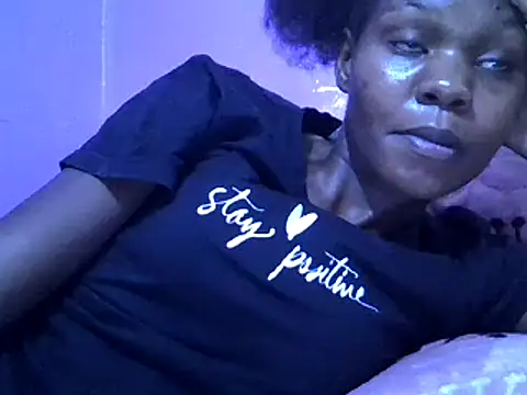 Snapshot of Cute_tamara chatting on 01-20-25, 03:28 Cute tamara online show from 01-20-25, 03:28