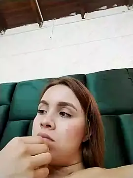 Snapshot of Taiissa_ chatting on 01-19-25, 01:33 Taiissa online show from 01-19-25, 01:33