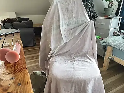 twinkish 90 online show from 11-06-25, 01:01