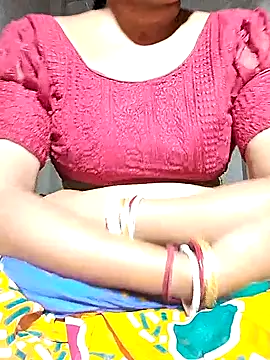 Snapshot of HotSexyBoudi chatting on 03-23-26, 09:13 HotSexyBoudi online show from 03-23-26, 09:13