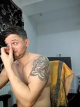 Snapshot of colin_hopex chatting on 01-11-26, 03:06 colin hopex online show from 01-11-26, 03:06