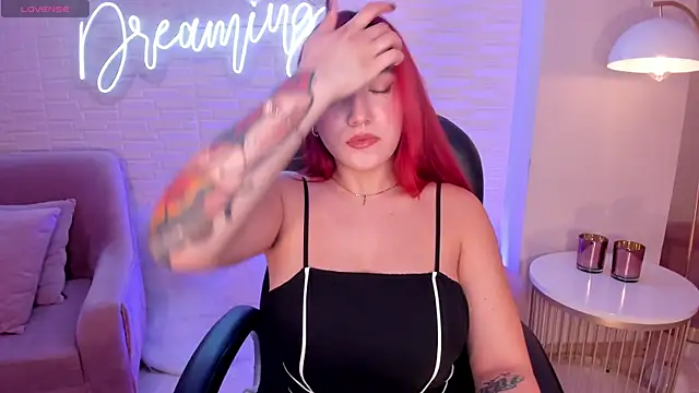 ViolettCastel online show from 02-03-25, 07:42