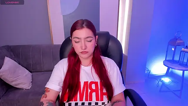 ViolettCastel online show from 02-05-25, 07:42