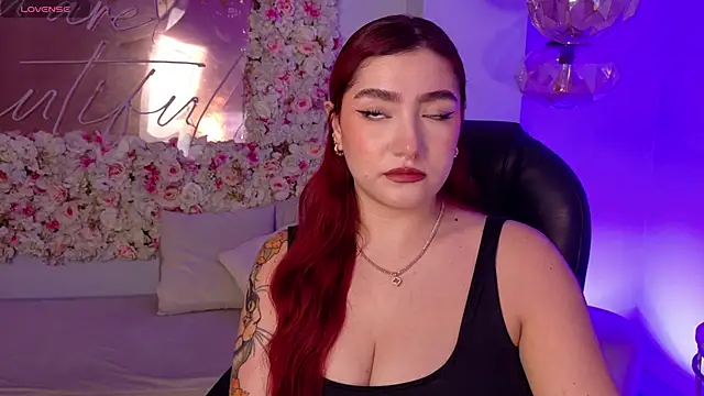 Snapshot of ViolettCastel chatting on 03-01-26, 05:04 ViolettCastel online show from 03-01-26, 05:04