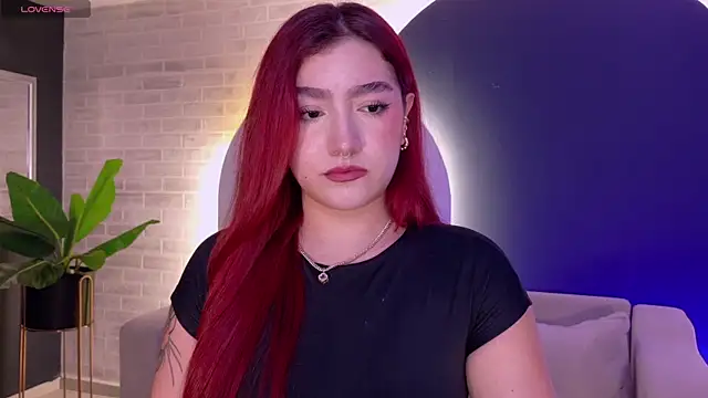 Snapshot of ViolettCastel chatting on 03-14-26, 07:41 ViolettCastel online show from 03-14-26, 07:41