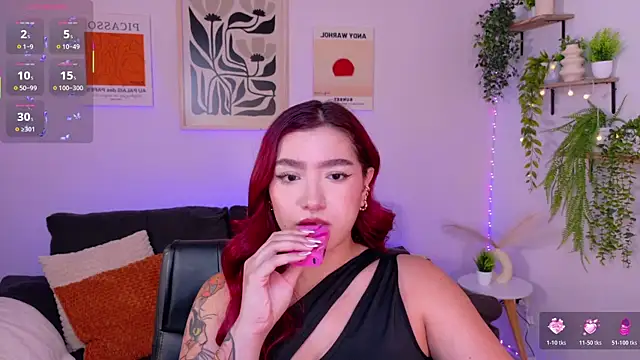 ViolettCastel online show from 04-20-26, 07:15