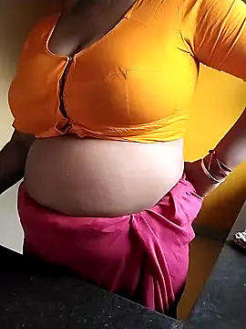 Snapshot of ANUBHABI chatting on 01-08-25, 02:25 ANUBHABI online show from 01-08-25, 02:25