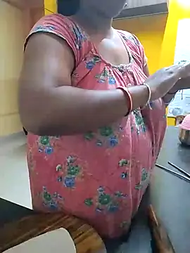 Snapshot of ANUBHABI chatting on 01-30-25, 02:15 ANUBHABI online show from 01-30-25, 02:15
