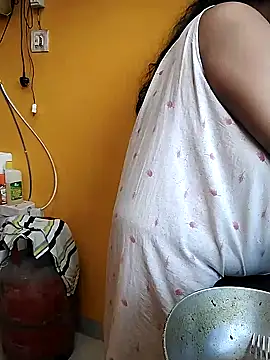 Snapshot of ANUBHABI chatting on 02-14-25, 01:56 ANUBHABI online show from 02-14-25, 01:56