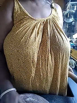 Snapshot of ANUBHABI chatting on 10-17-25, 01:42 ANUBHABI online show from 10-17-25, 01:42