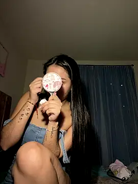 Kimmymadison- online show from 12-21-25, 09:22