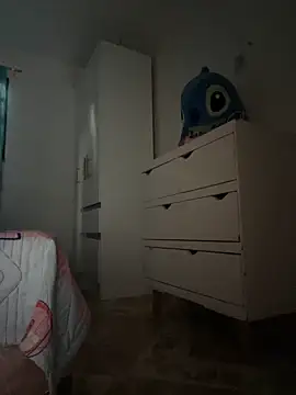 Kimmymadison- online show from 02-12-26, 09:43