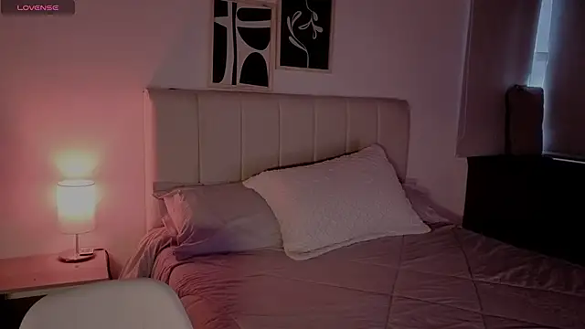 Roxxy mora online show from 02-19-26, 10:28