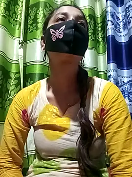 Snapshot of Aruyeshi- chatting on 01-29-25, 06:01 Aruyeshi- online show from 01-29-25, 06:01