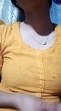 Snapshot of Aruyeshi- chatting on 02-28-25, 12:52 Aruyeshi- online show from 02-28-25, 12:52