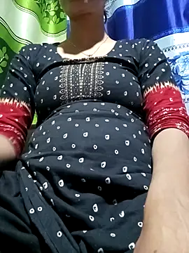 Snapshot of Aruyeshi- chatting on 03-04-25, 01:28 Aruyeshi- online show from 03-04-25, 01:28