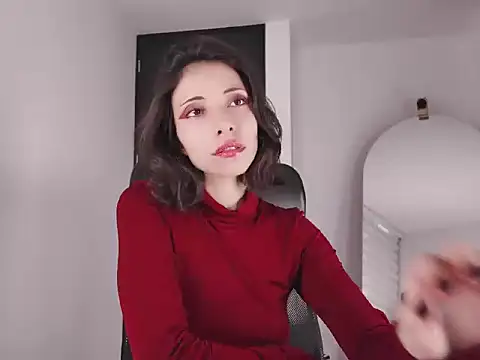 Snapshot of Edranah chatting on 11-08-25, 09:02 Edranah online show from 11-08-25, 09:02