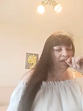 Women-pleasures online show from 06-24-26, 08:35