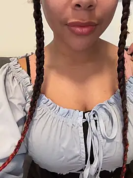 HaileyDiana online show from 03-17-26, 11:30