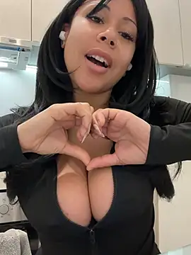 HaileyDiana online show from 04-27-26, 09:29