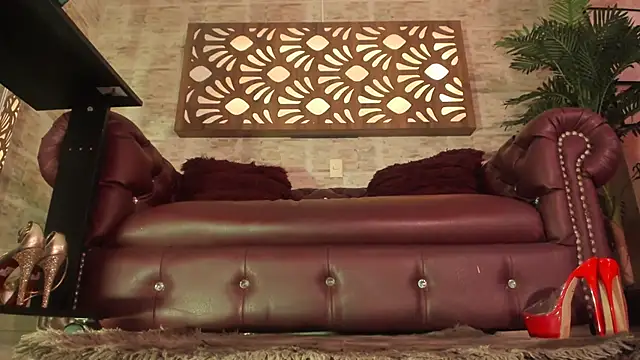 Snapshot of MissAgata chatting on 03-12-25, 09:35 MissAgata online show from 03-12-25, 09:35