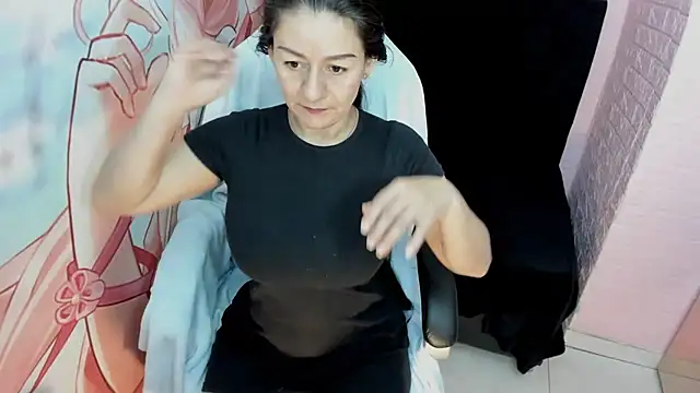 AllysonMilf69 online show from 11-11-25, 01:55