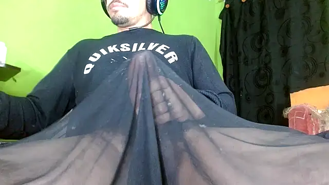 Snapshot of DOMINANT_BIGDICK chatting on 03-21-25, 02:50 DOMINANT BIGDICK online show from 03-21-25, 02:50