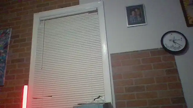Snapshot of trash4cash chatting on 12-08-24, 11:40 trash4cash online show from 12-08-24, 11:40