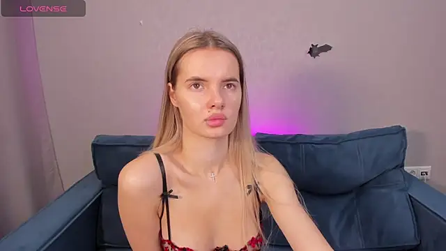 Erika Carpenter online show from 01-14-25, 12:11