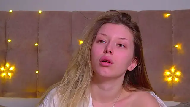 Snapshot of LiliaBianka chatting on 01-14-25, 06:24 LiliaBianka online show from 01-14-25, 06:24