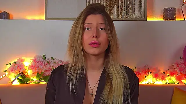 Snapshot of LiliaBianka chatting on 02-16-25, 09:37 LiliaBianka online show from 02-16-25, 09:37