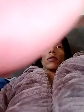 roxy roxxan online show from 04-27-26, 04:32