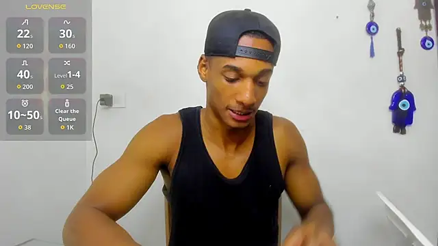 Snapshot of Malkongarcia chatting on 02-23-26, 01:19 Malkongarcia online show from 02-23-26, 01:19