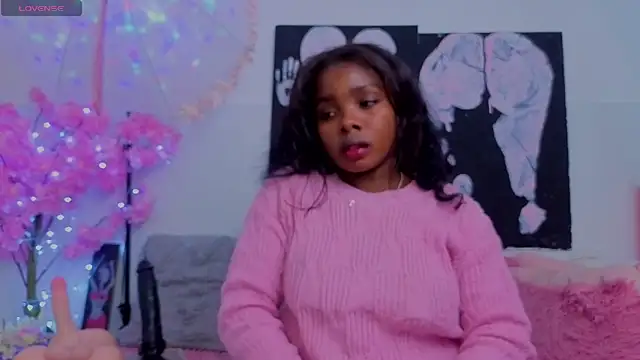 Snapshot of KilyetVera3x chatting on 02-13-26, 05:03 KilyetVera3x online show from 02-13-26, 05:03