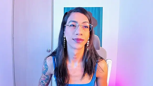 sofiaa grey  online show from 04-23-26, 04:31