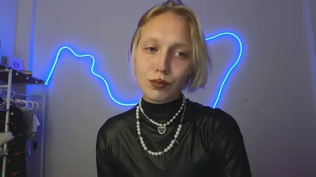 Snapshot of Martha_Hoffman chatting on 01-17-26, 11:26 Martha Hoffman online show from 01-17-26, 11:26