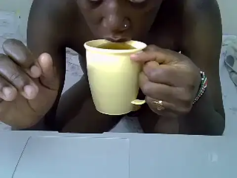 pretty alma20 online show from 03-04-25, 10:13