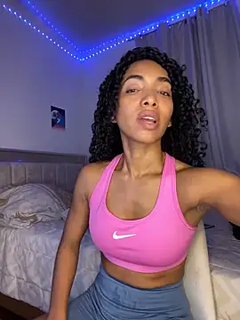 Snapshot of nicoleebony1 chatting on 11-10-25, 06:18 nicoleebony1 online show from 11-10-25, 06:18