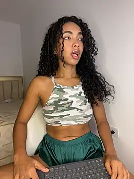 Snapshot of nicoleebony1 chatting on 11-19-25, 08:20 nicoleebony1 online show from 11-19-25, 08:20