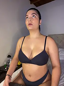 Snapshot of DashaStar chatting on 01-26-25, 10:02 DashaStar online show from 01-26-25, 10:02