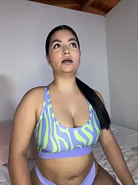 Snapshot of DashaStar chatting on 03-20-25, 09:02 DashaStar online show from 03-20-25, 09:02