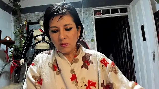 Snapshot of Erlinda-engel chatting on 03-22-25, 12:46 Erlinda-engel online show from 03-22-25, 12:46