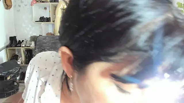 Snapshot of Erlinda-engel chatting on 10-20-25, 11:54 Erlinda-engel online show from 10-20-25, 11:54