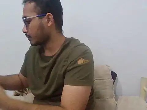 alesssterling online show from 01-08-26, 03:03