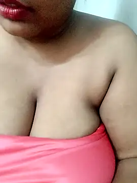 Snapshot of Jenny-43 chatting on 11-16-25, 11:05 Jenny-43 online show from 11-16-25, 11:05