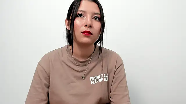 Snapshot of cami-01 chatting on 11-14-25, 08:51 cami-01 online show from 11-14-25, 08:51